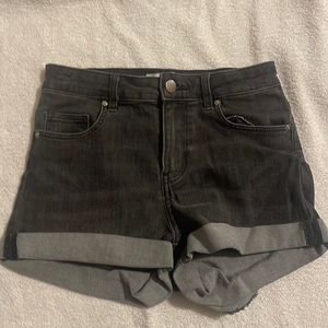 H&M shorts size 0 pre-owned